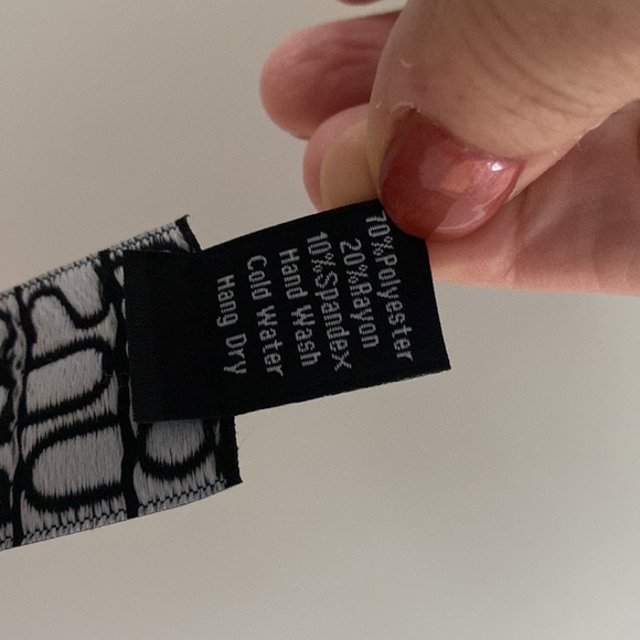 Clara Sun Woo Rose Side Cinched Top - Picture 5 of 5